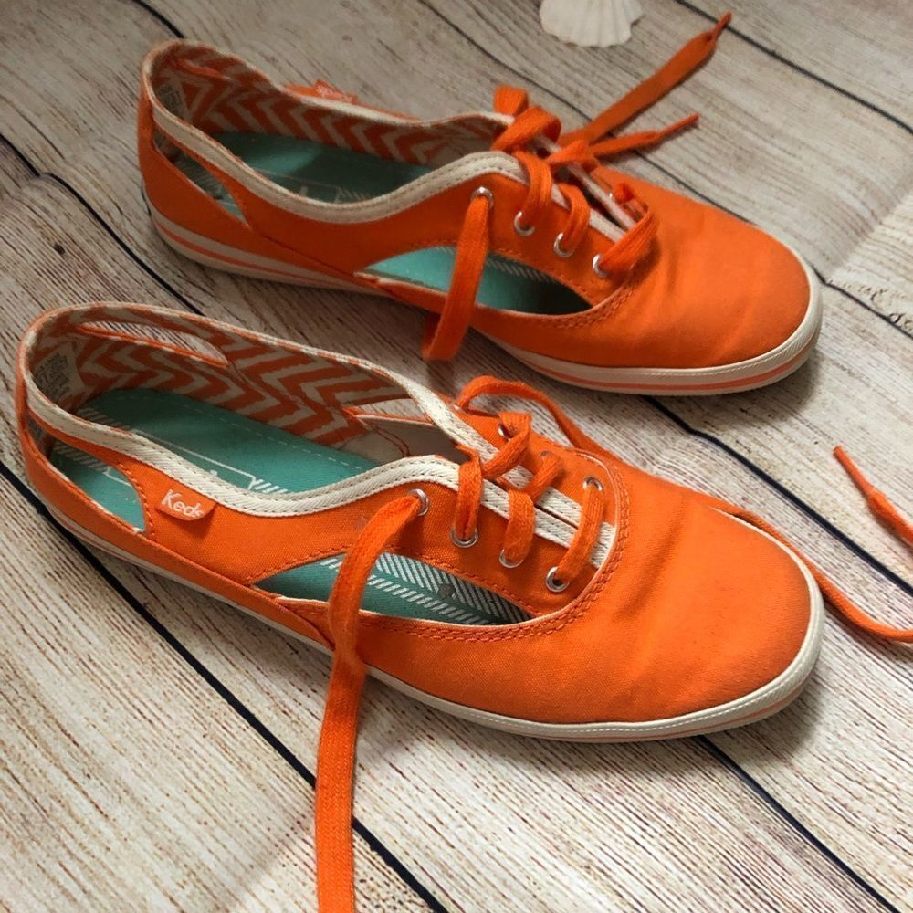 Keds Champion Cut-Out Sneaker, Size 7